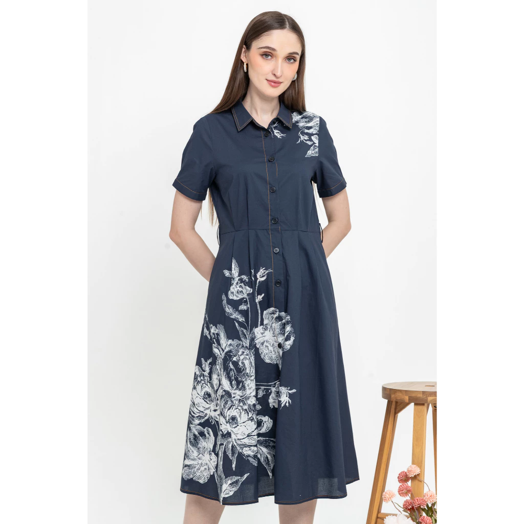 Dress thumbnail 2