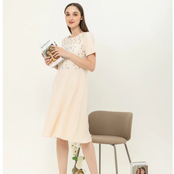 Dress thumbnail 6